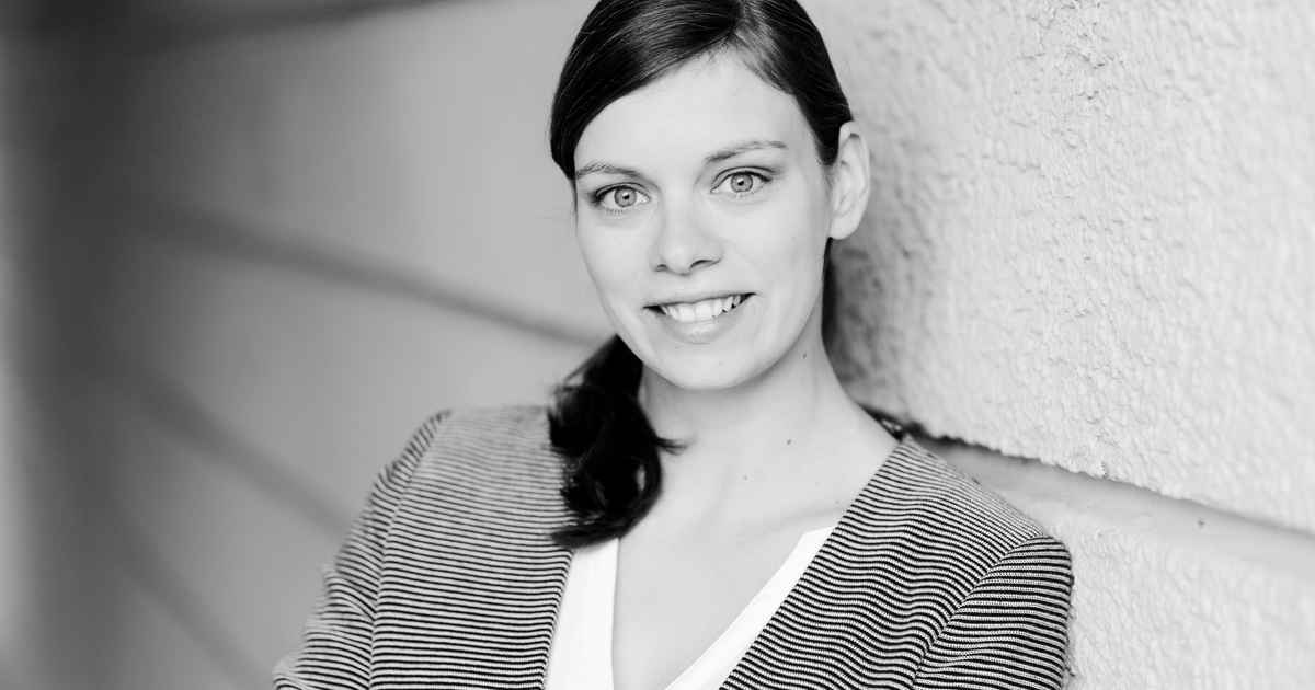 Bobo va buvilar nabiralarini tomosha qilib jinsiy aloqa qilishadi.